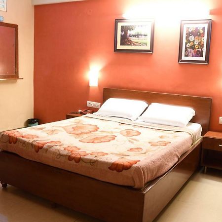 Hotel Ganesh Palace Maisur Dış mekan fotoğraf