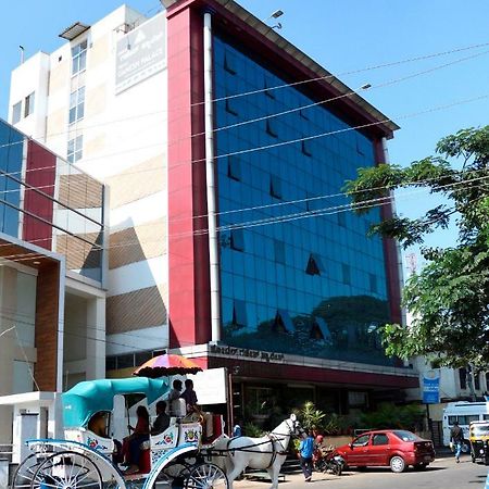 Hotel Ganesh Palace Maisur Dış mekan fotoğraf