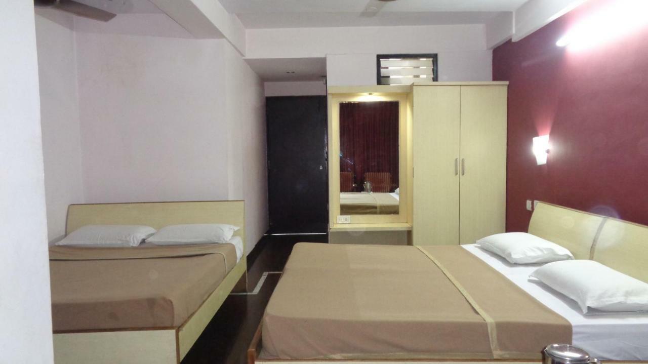 Hotel Ganesh Palace Maisur Dış mekan fotoğraf